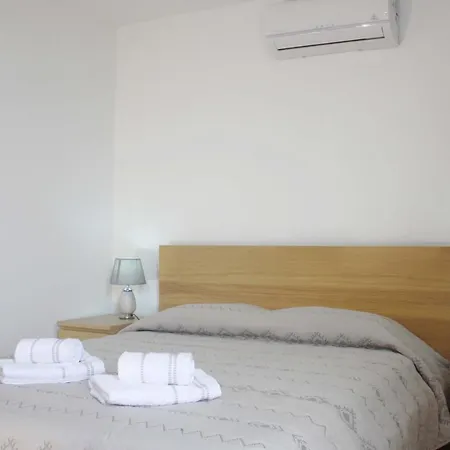 아파트 Lugar Dos Louros 2 Estreito Da Calheta