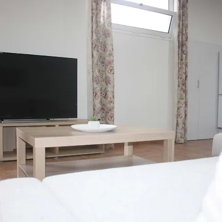 Lugar Dos Louros 2 Appartamento Estreito Da Calheta